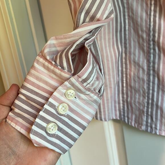 ⚡️ 3 for $20 ⚡️ Apostrophe Striped Button Down Blouse - Picture 4 of 8